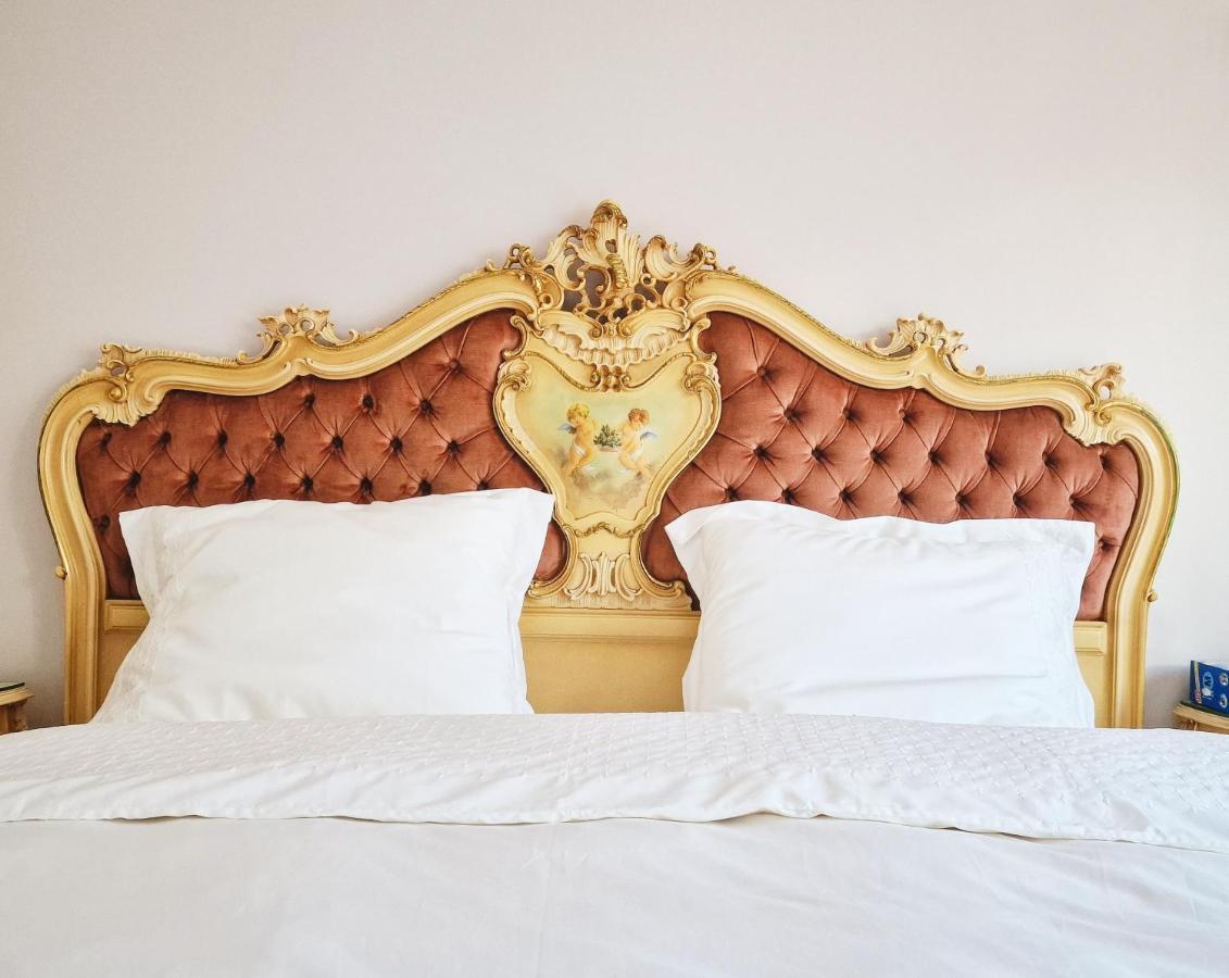 Amor Tirol Busteni (Adults Only) ภายนอก รูปภาพ