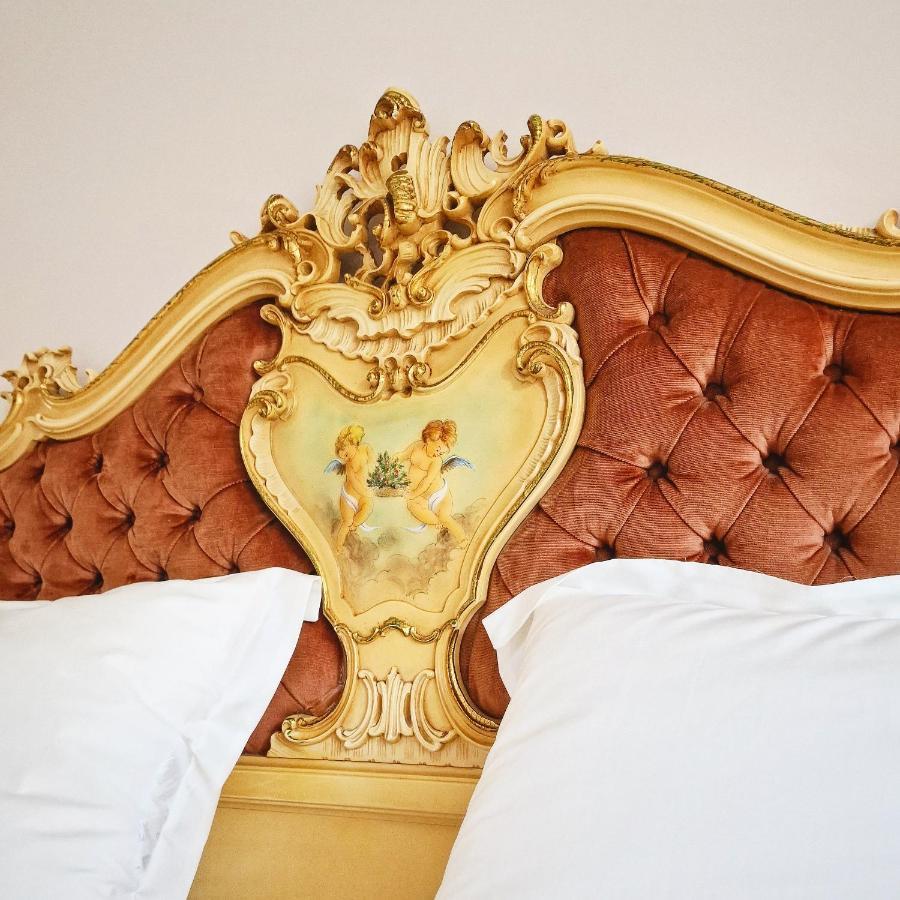 Amor Tirol Busteni (Adults Only) ภายนอก รูปภาพ