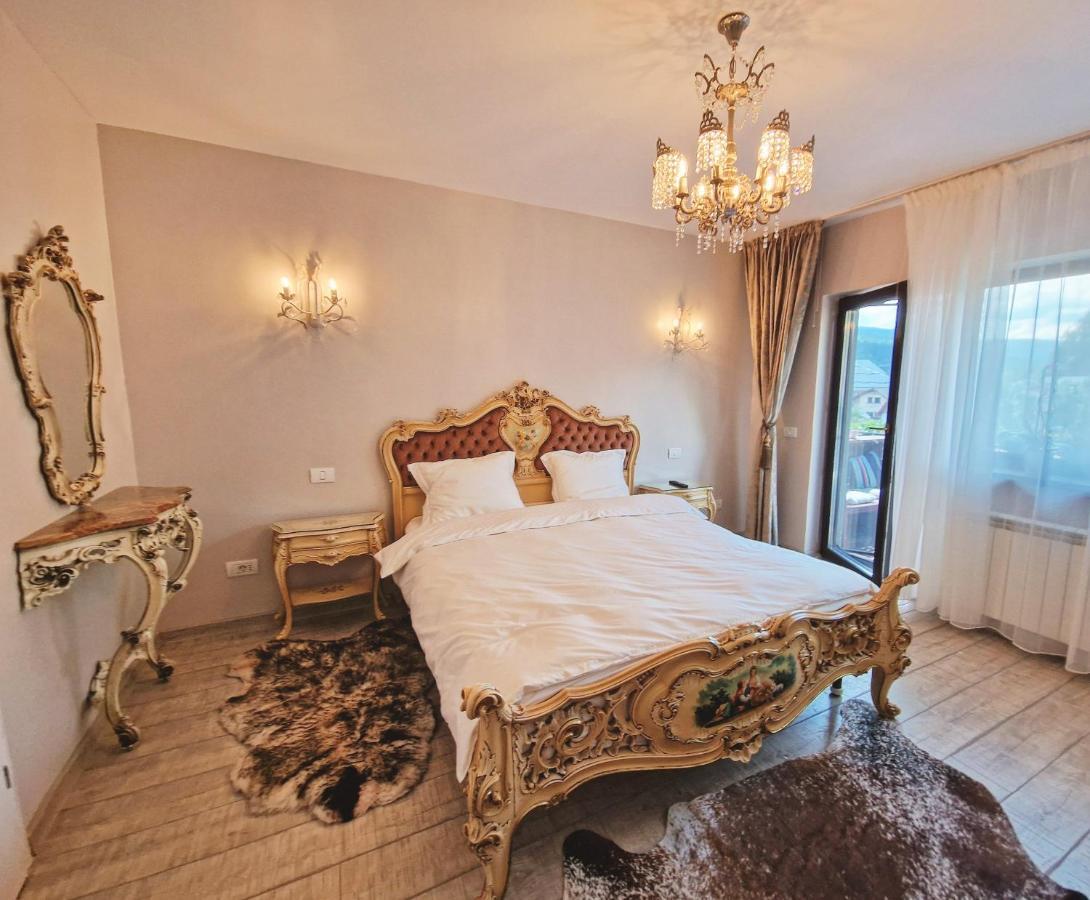 Amor Tirol Busteni (Adults Only) ภายนอก รูปภาพ