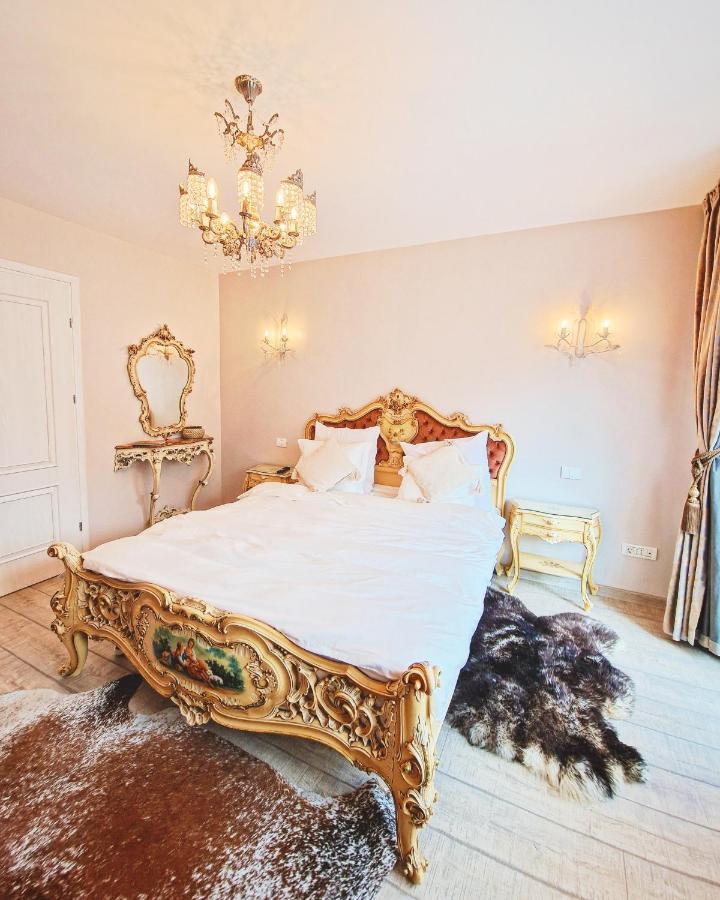Amor Tirol Busteni (Adults Only) ภายนอก รูปภาพ