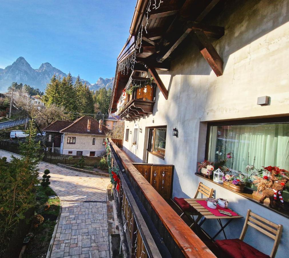 Amor Tirol Busteni (Adults Only) ภายนอก รูปภาพ
